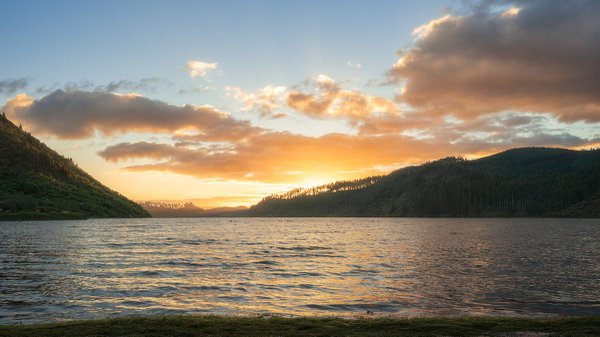 RT04 - Shadow of the day - Rotorua, Bay of Plenty.jpg